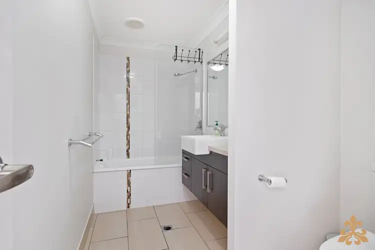 Fourth view of Homely unit listing, 2/241 Upper Dawson Road, Allenstown QLD 4700