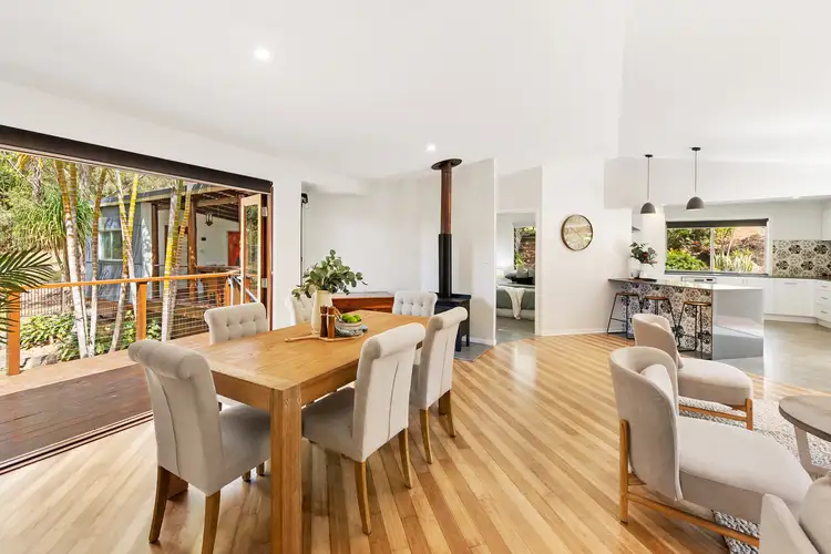 2 Avens Court, Tamborine Mountain QLD 4272