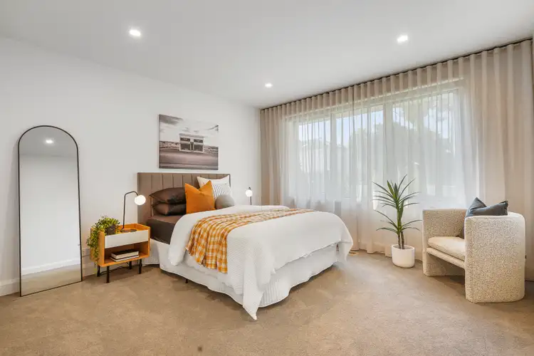 Fifth view of Homely house listing, 2 Tasman Road, Bentleigh East VIC 3165