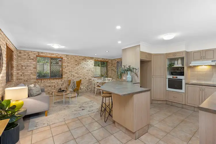 4 Saligna Court, Everton Hills QLD 4053