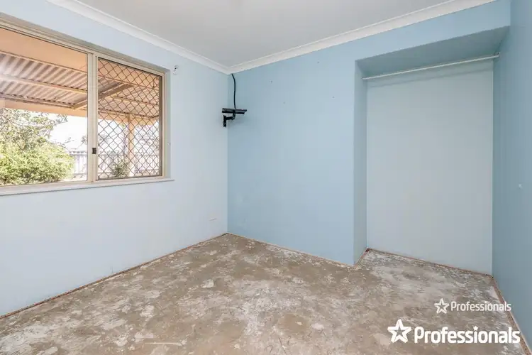 Second view of Homely house listing, 1 Logue Court, Walkaway WA 6528