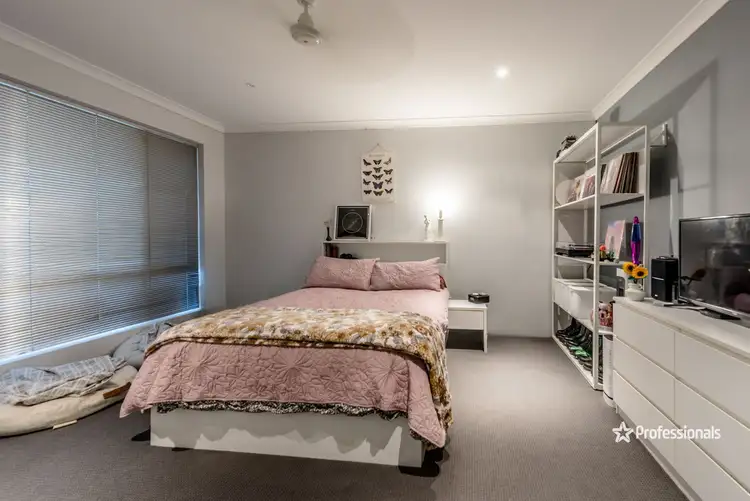 Sixth view of Homely house listing, 4 Yolanda Edge, Wandina WA 6530