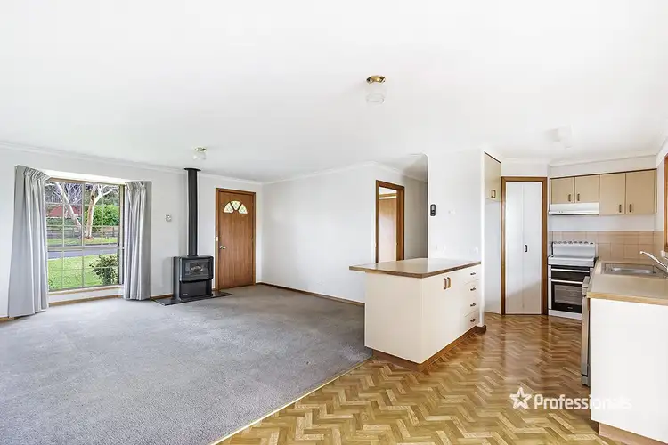 Third view of Homely house listing, 19 Westacott Street, Hamilton VIC 3300