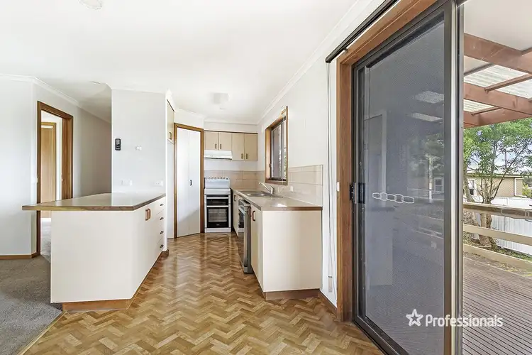 Fifth view of Homely house listing, 19 Westacott Street, Hamilton VIC 3300