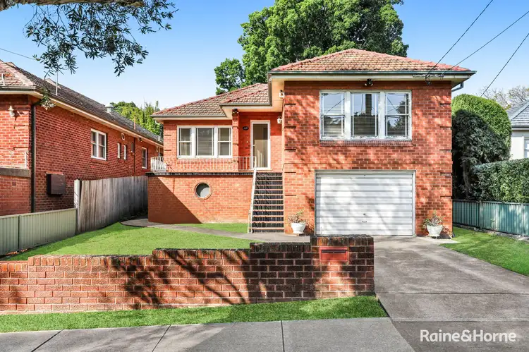 40 Monaro Avenue, Kingsgrove NSW 2208