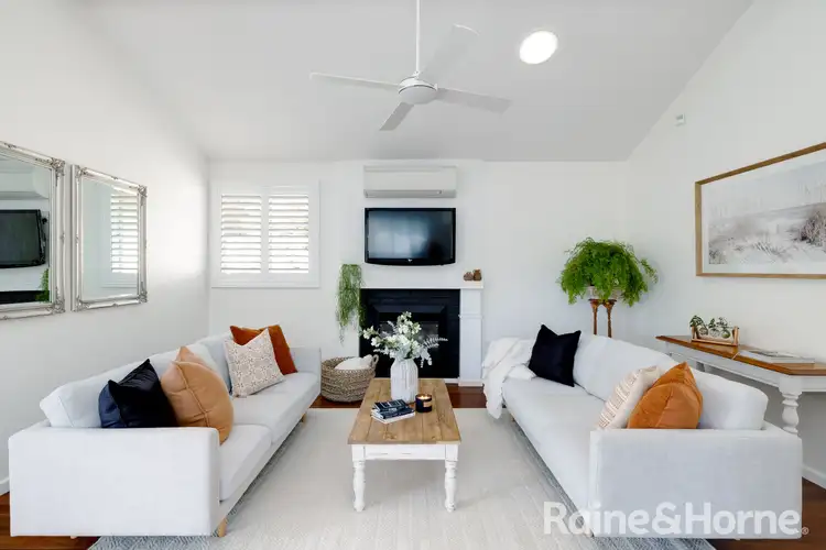 Fourth view of Homely house listing, 8 Nereida Close, Kotara NSW 2289