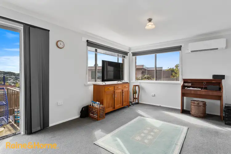 1/14 Carinya Street, Blackmans Bay TAS 7052