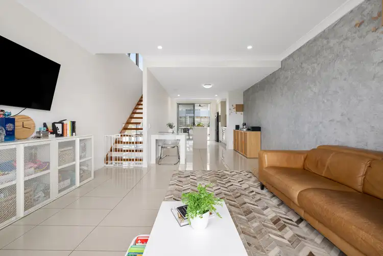 Main view of Homely townhouse listing, 10/20 Fraser Street, Morningside QLD 4170