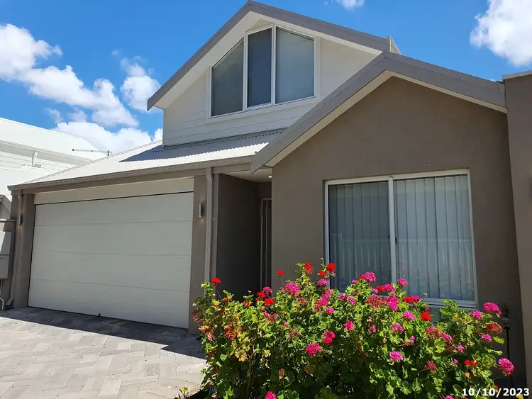 2/126 Bushmead Road, Hazelmere WA 6055