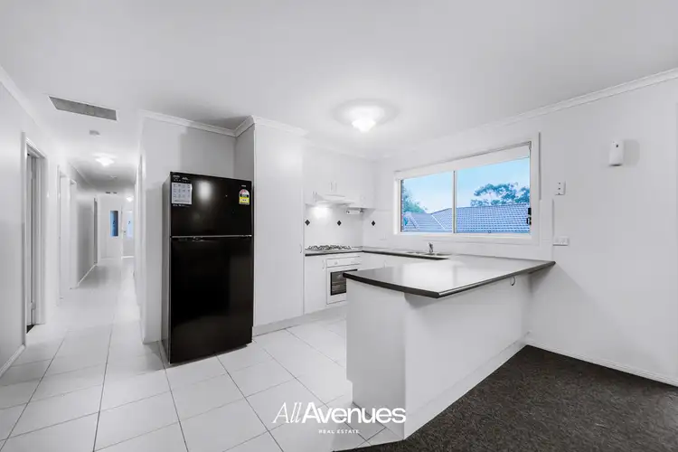 Sixth view of Homely house listing, 5 Tuscany Rise, Pakenham VIC 3810