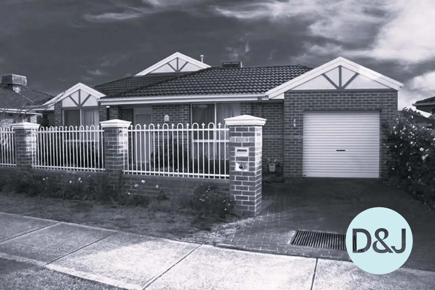 Main view of Homely unit listing, 2/27-29 Bakewell Street, Cranbourne VIC 3977