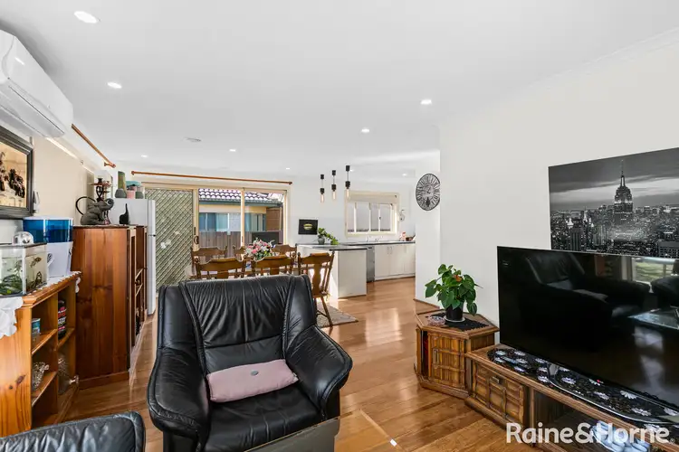 Seventh view of Homely house listing, 7 Mensa Court, Roxburgh Park VIC 3064