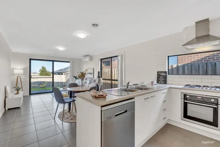 Sixth view of Homely house listing, 16 Pearce Way, Weir Views VIC 3338