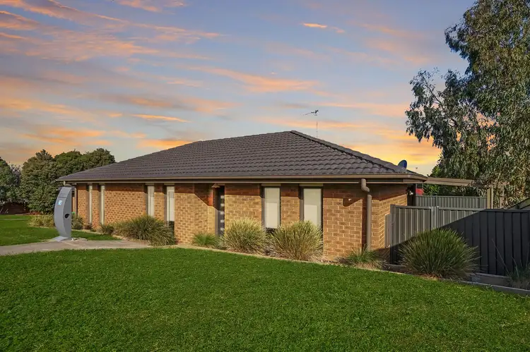 2A Lowe Street, Ararat VIC 3377