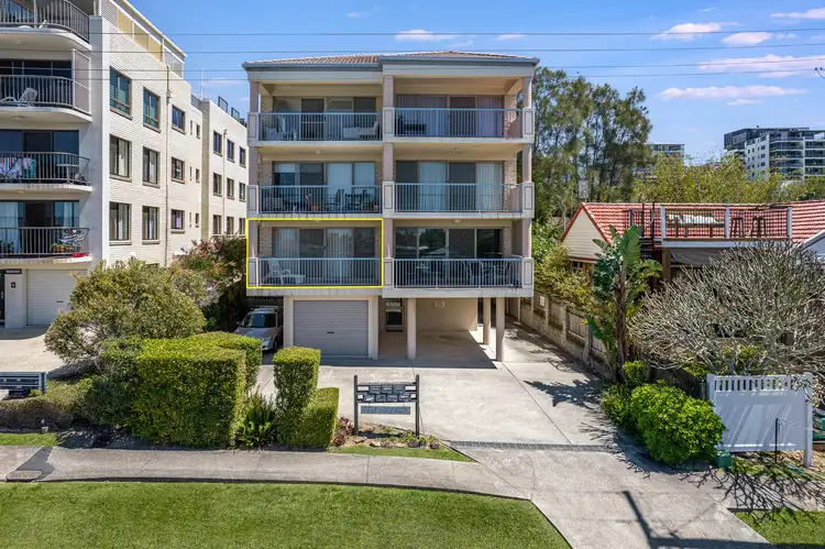 Second view of Homely unit listing, 2/6 Mahia Terrace, Kings Beach QLD 4551