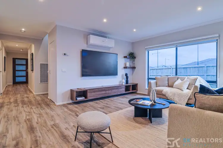 Second view of Homely house listing, 260 Mandalay Circuit, Beveridge VIC 3753