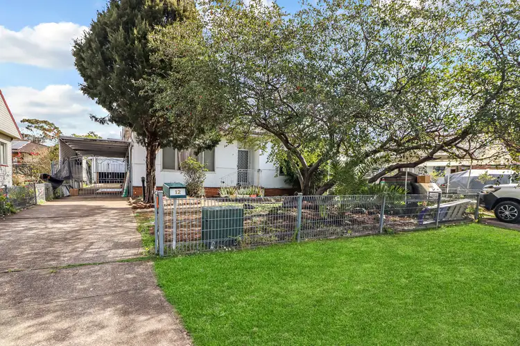 12 Railway View Parade, Rooty Hill NSW 2766