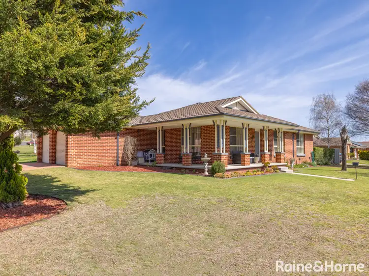 6 Ussher Crescent, Windradyne NSW 2795