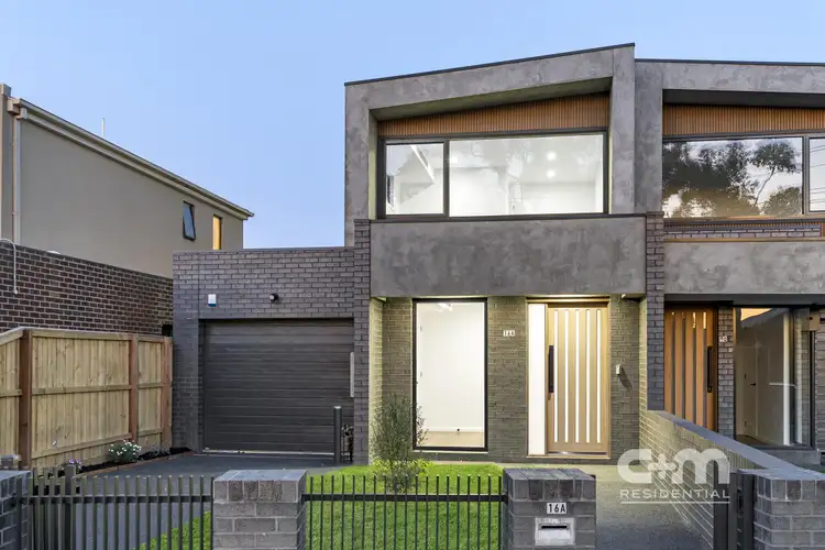 16A Grandison Grove, Oak Park VIC 3046
