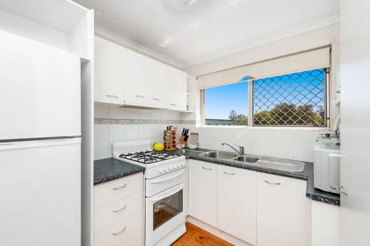 Fourth view of Homely unit listing, 8/35 Longfellow Street, Norman Park QLD 4170