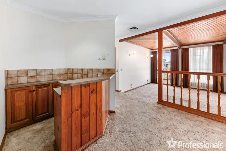 Fifth view of Homely house listing, 7 Narong Place, Keilor Downs VIC 3038