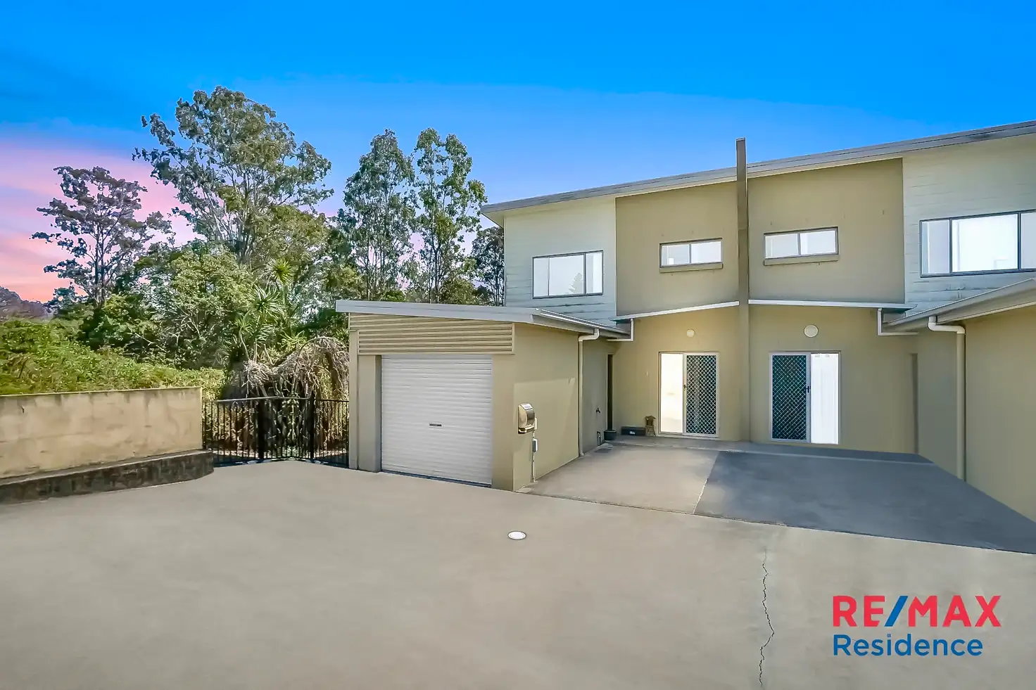 Main view of Homely townhouse listing, 1/8 East Street, Kingston QLD 4114