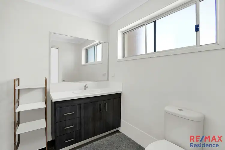 Fifth view of Homely townhouse listing, 1/8 East Street, Kingston QLD 4114