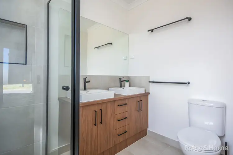 Fourth view of Homely house listing, 1 Homage Avenue, Fraser Rise VIC 3336