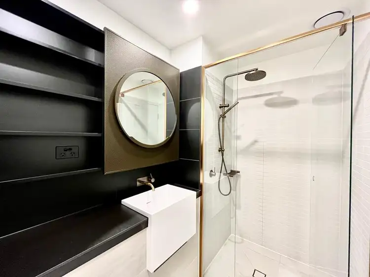 Fifth view of Homely apartment listing, 2B1B/111-125 A'beckett Street, Melbourne VIC 3000