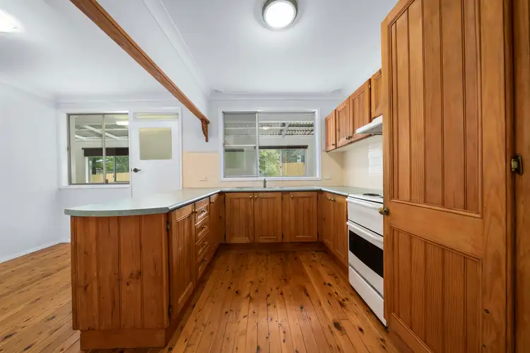 Fifth view of Homely house listing, 39 Scott Avenue, Leura NSW 2780