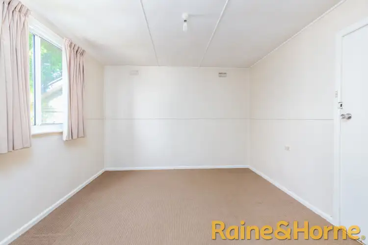 Sixth view of Homely house listing, 8 Howard Avenue, Dubbo NSW 2830