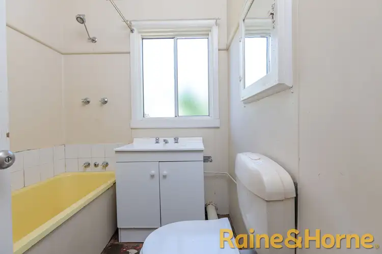 Seventh view of Homely house listing, 8 Howard Avenue, Dubbo NSW 2830