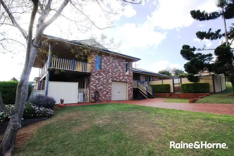 39 Adermann Drive, Kingaroy QLD 4610