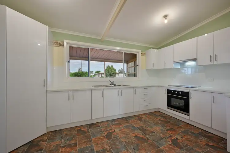7 Allan Street, Crystal Brook SA 5523