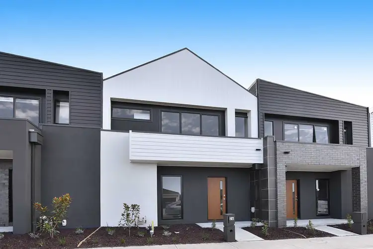 26 Ballet Crescent