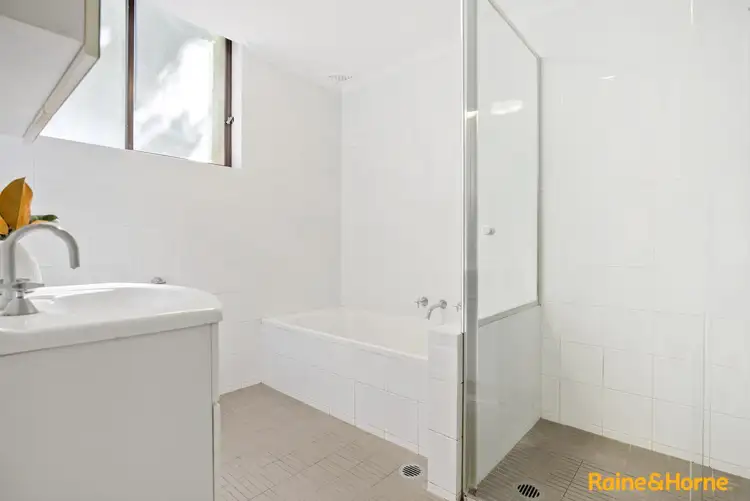 Fifth view of Homely apartment listing, 1/11-15 Ben Boyd Road, Neutral Bay NSW 2089