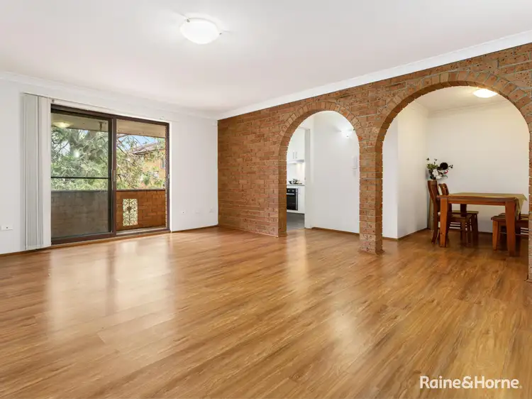 8/28 Caroline Street, Westmead NSW 2145