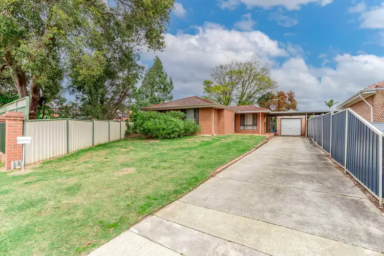 89 Railway Avenue, Kelmscott WA 6111