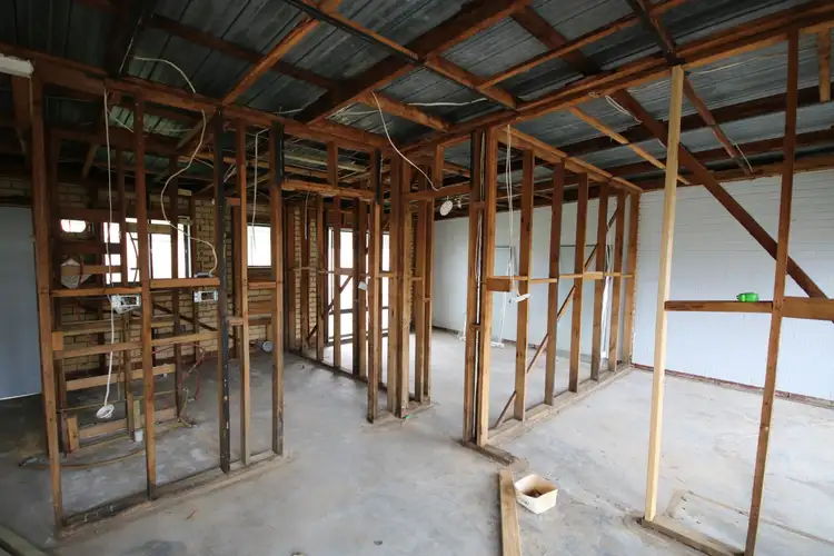 Fifth view of Homely unit listing, 12 Echuca Road, Rochester VIC 3561
