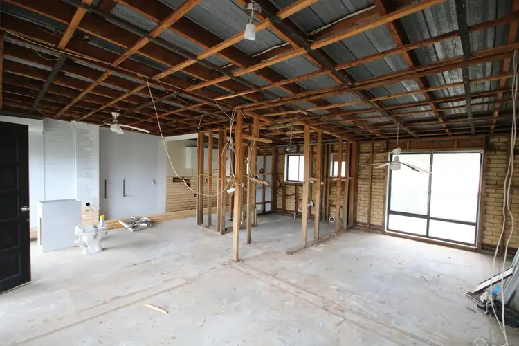 Sixth view of Homely unit listing, 12 Echuca Road, Rochester VIC 3561
