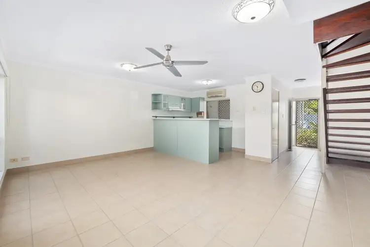 5 Charlotte Close