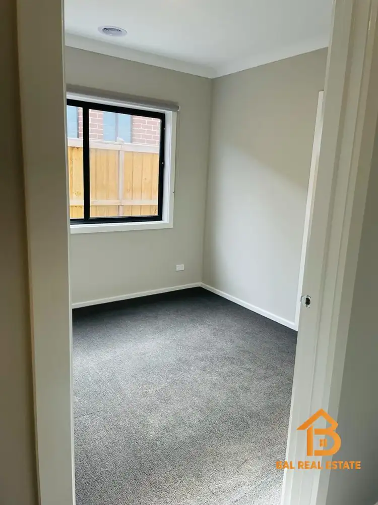 Sixth view of Homely house listing, 7 Mewat Circuit, Thornhill Park VIC 3335