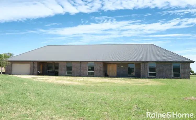 31 Clancys Drive, Inverell NSW 2360