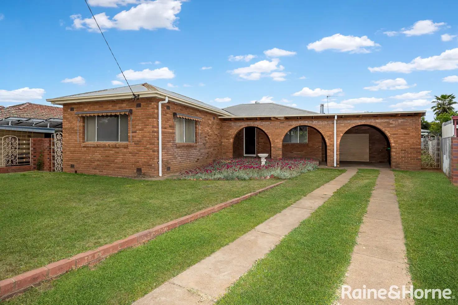 Main view of Homely house listing, 3 Killara Avenue, Mount Austin NSW 2650