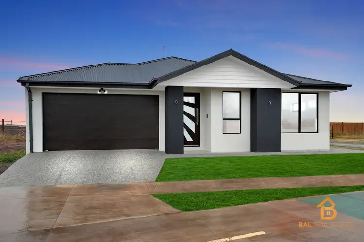95 Whitecross Drive, Thornhill Park VIC 3335