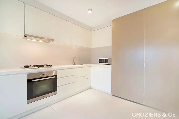 Sixth view of Homely apartment listing, 807/33 Mackenzie Street, Melbourne VIC 3000