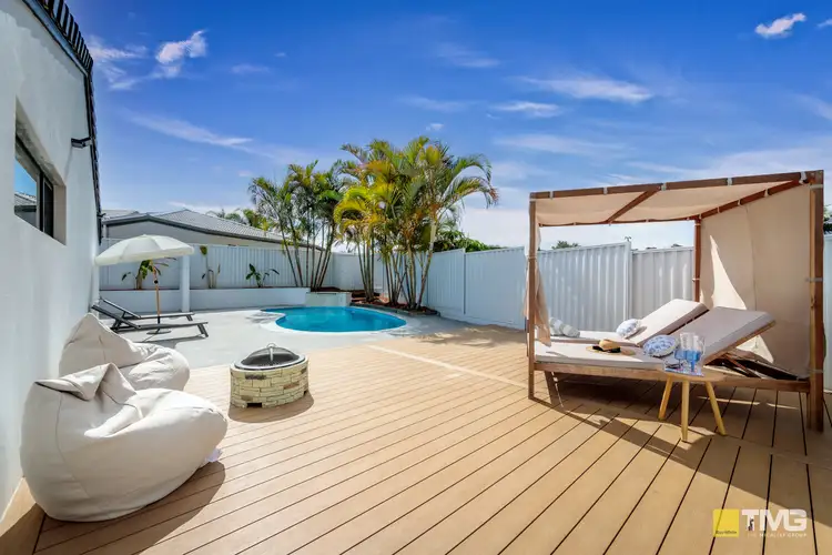 1 Rednal Court, Carrara QLD 4211