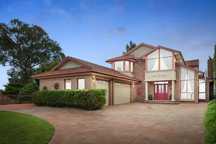 33 Kalbar Road, Eltham VIC 3095