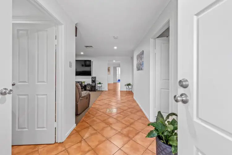 Fourth view of Homely house listing, 18 Jemalong Crescent, Roseworthy SA 5371