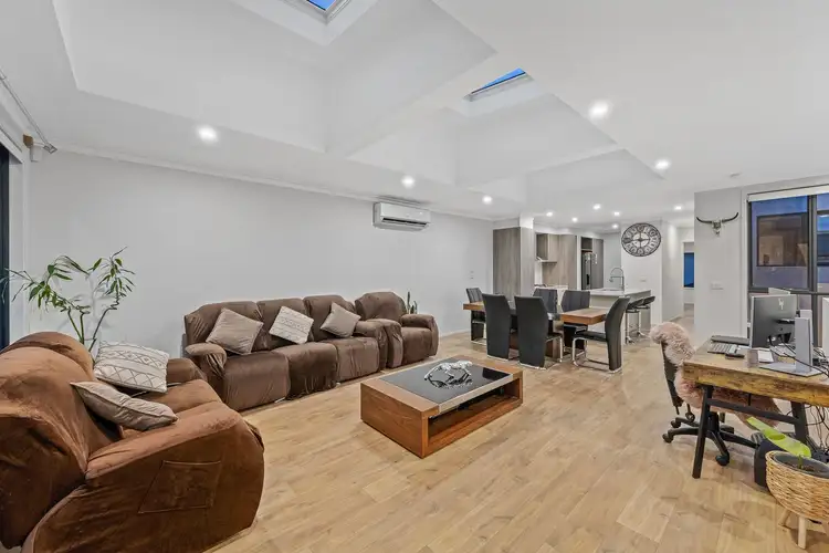 Sixth view of Homely townhouse listing, 17 Johanna Way, Lyndhurst VIC 3975